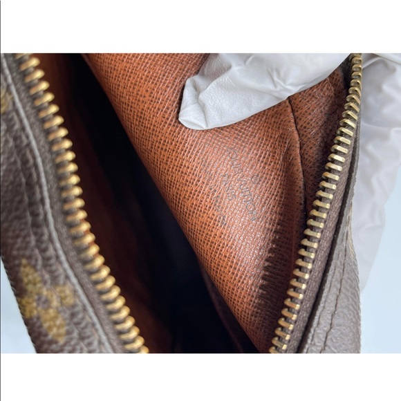 Vintage Louis Vuitton Danube - Picture 8 of 14